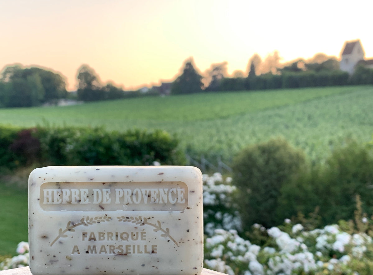 Savon De Marseille Herbs de Provence Exfoliating Soap Bar 125g