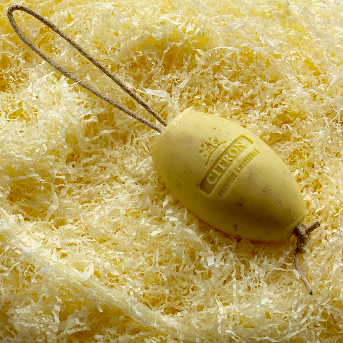 French Soap on a Rope & Rotating Wall Soap Lemon 240g