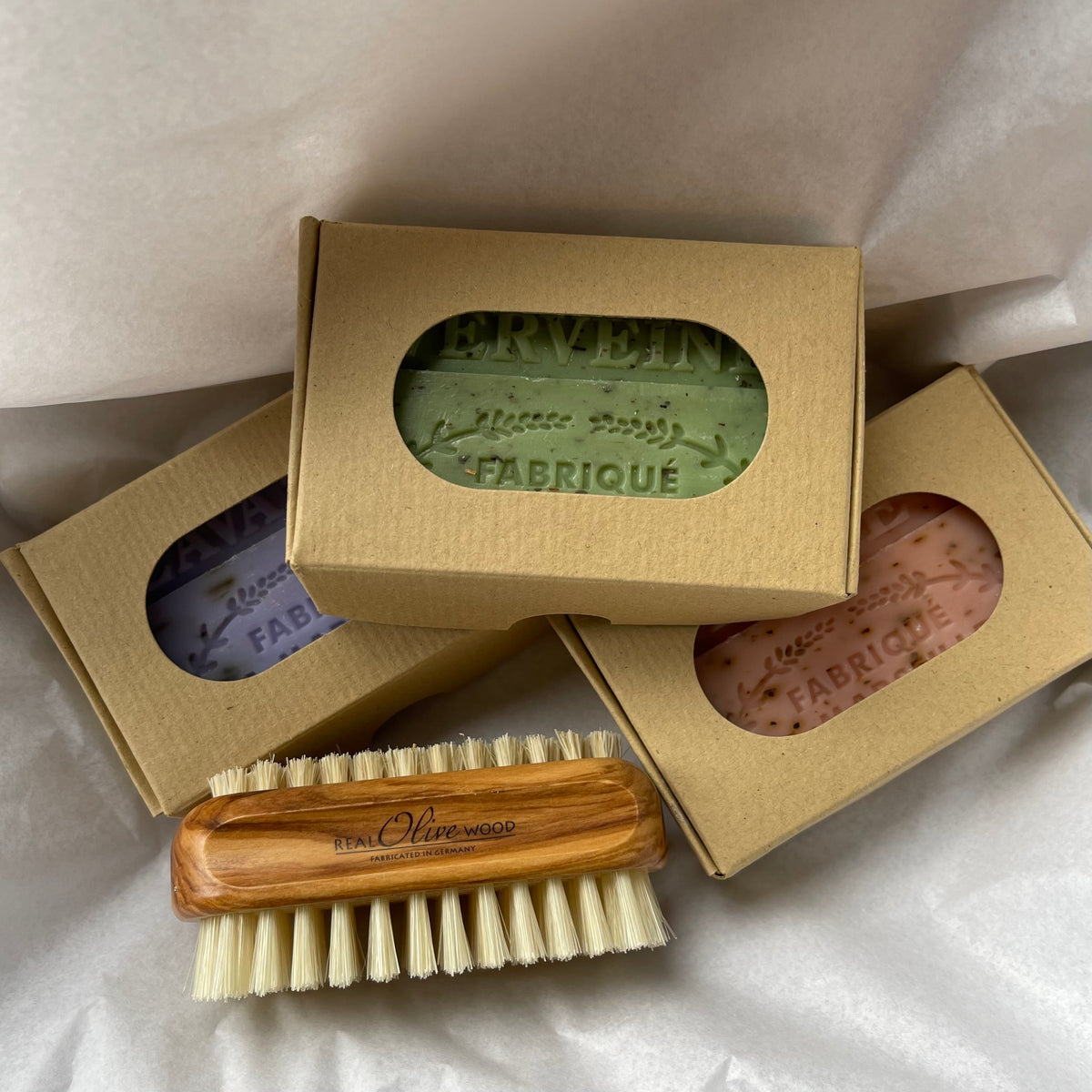 al Exfoliating French Soaps & Olive Nail Brush Gift Set