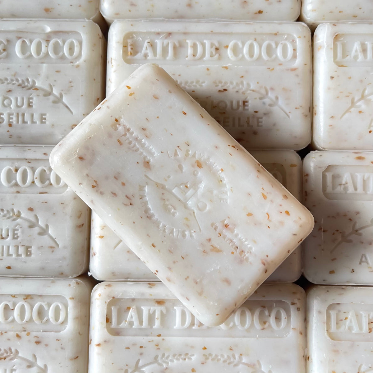 it de coco coconut milk exfoliating soap