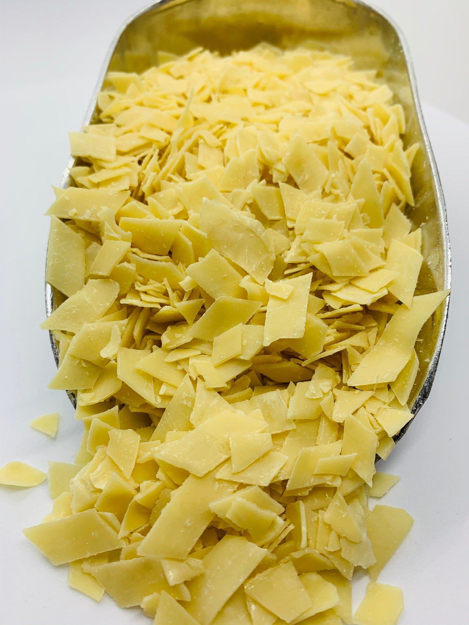 Video Guide - How to make your own Laundry mix with our Soap Flakes