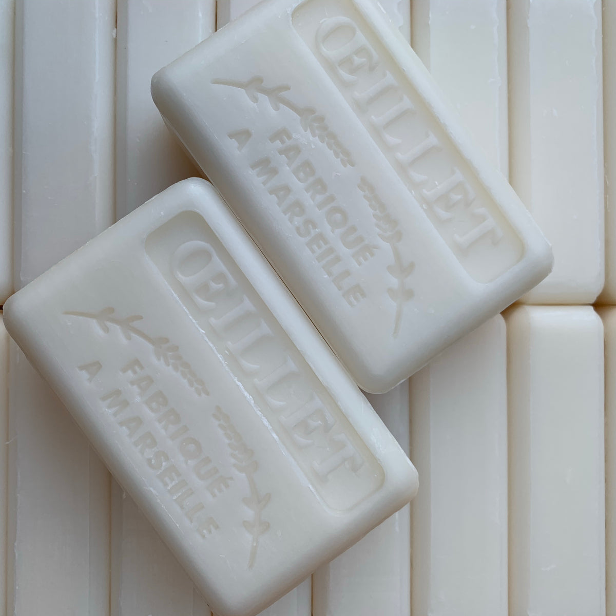 carnation classic french soap