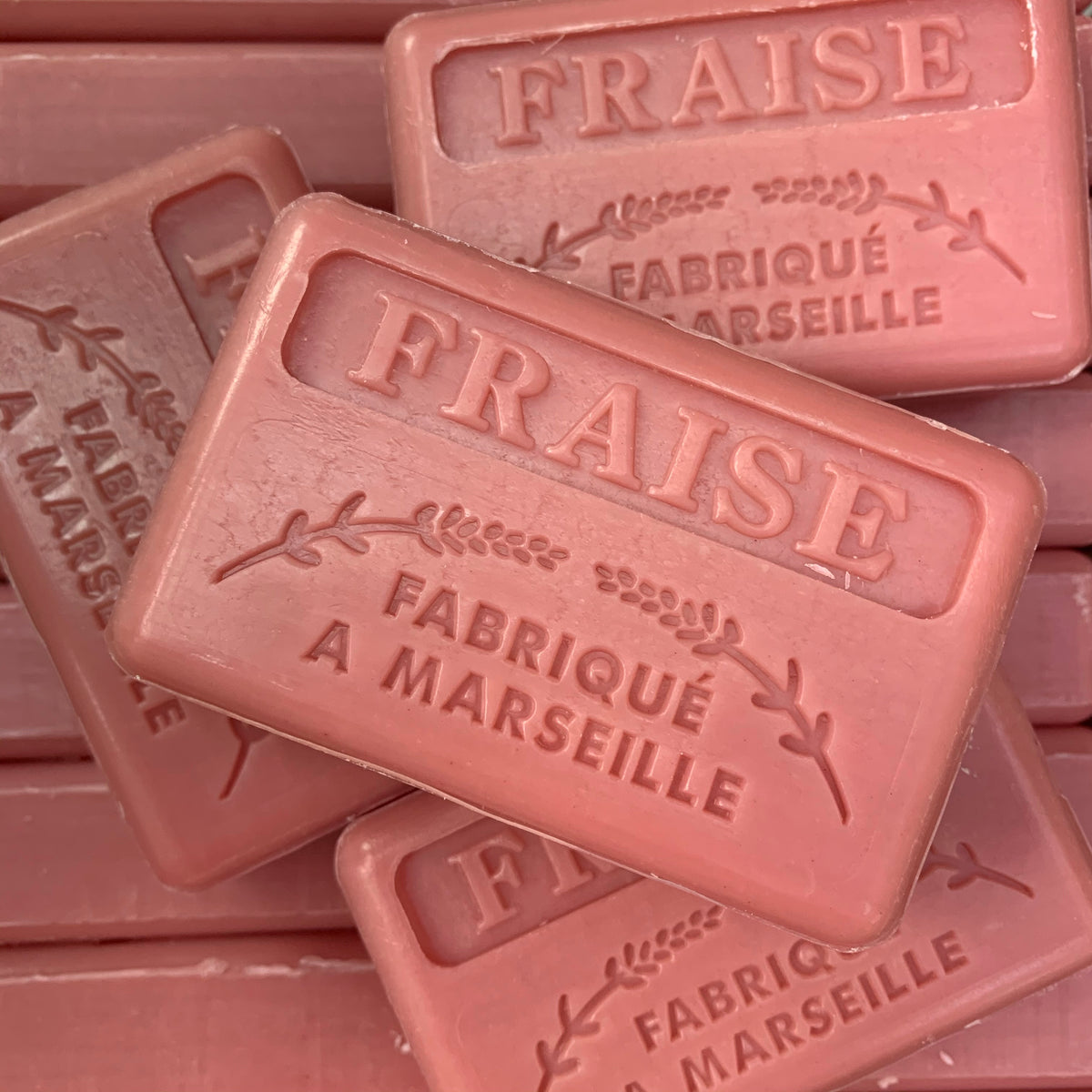 strawberry fraise french soap