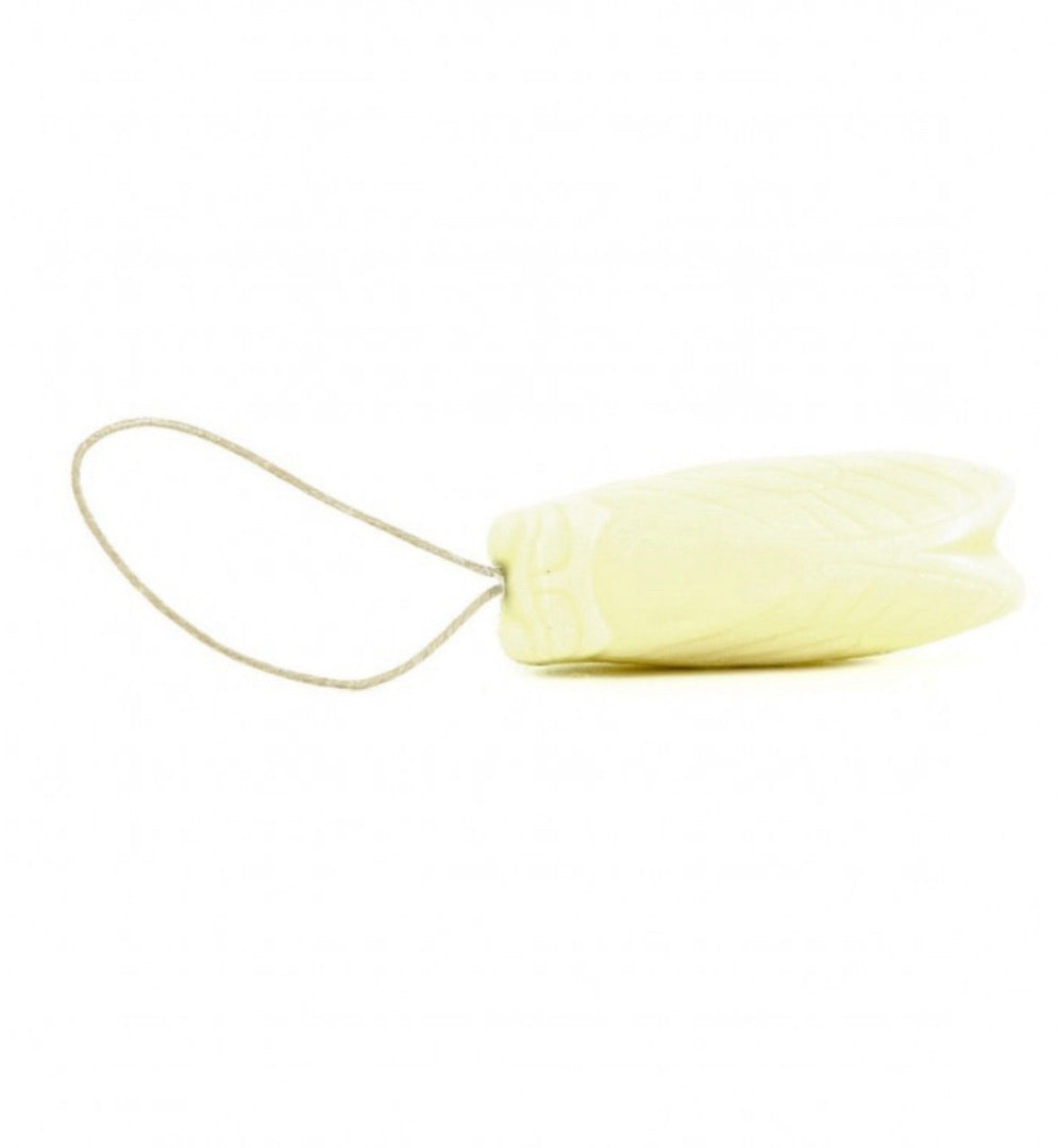 125g French Soap on a rope &quot;Cricket&quot; Honeysuckle 